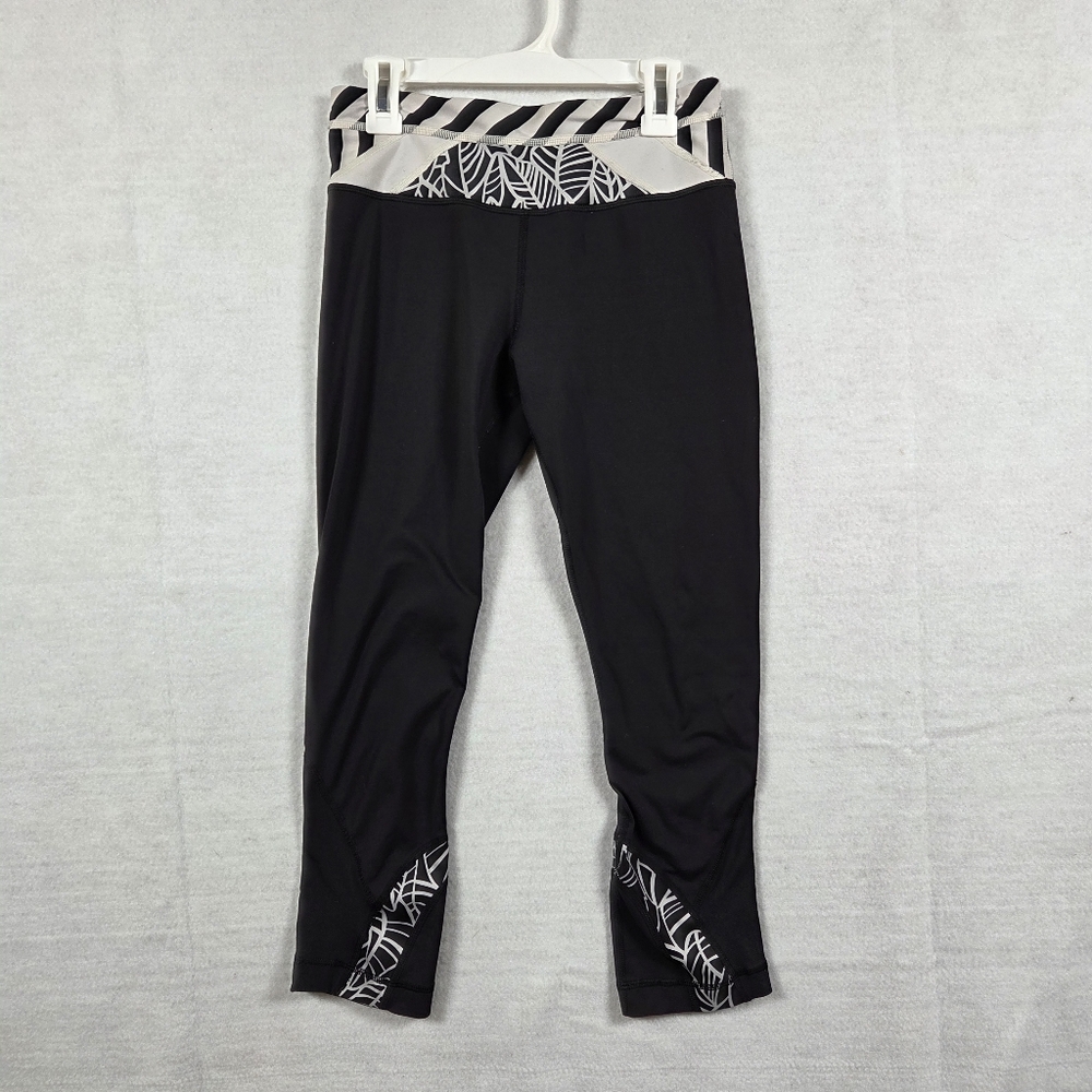 Lululemon Run Inspire Crop II Black White  Size 4